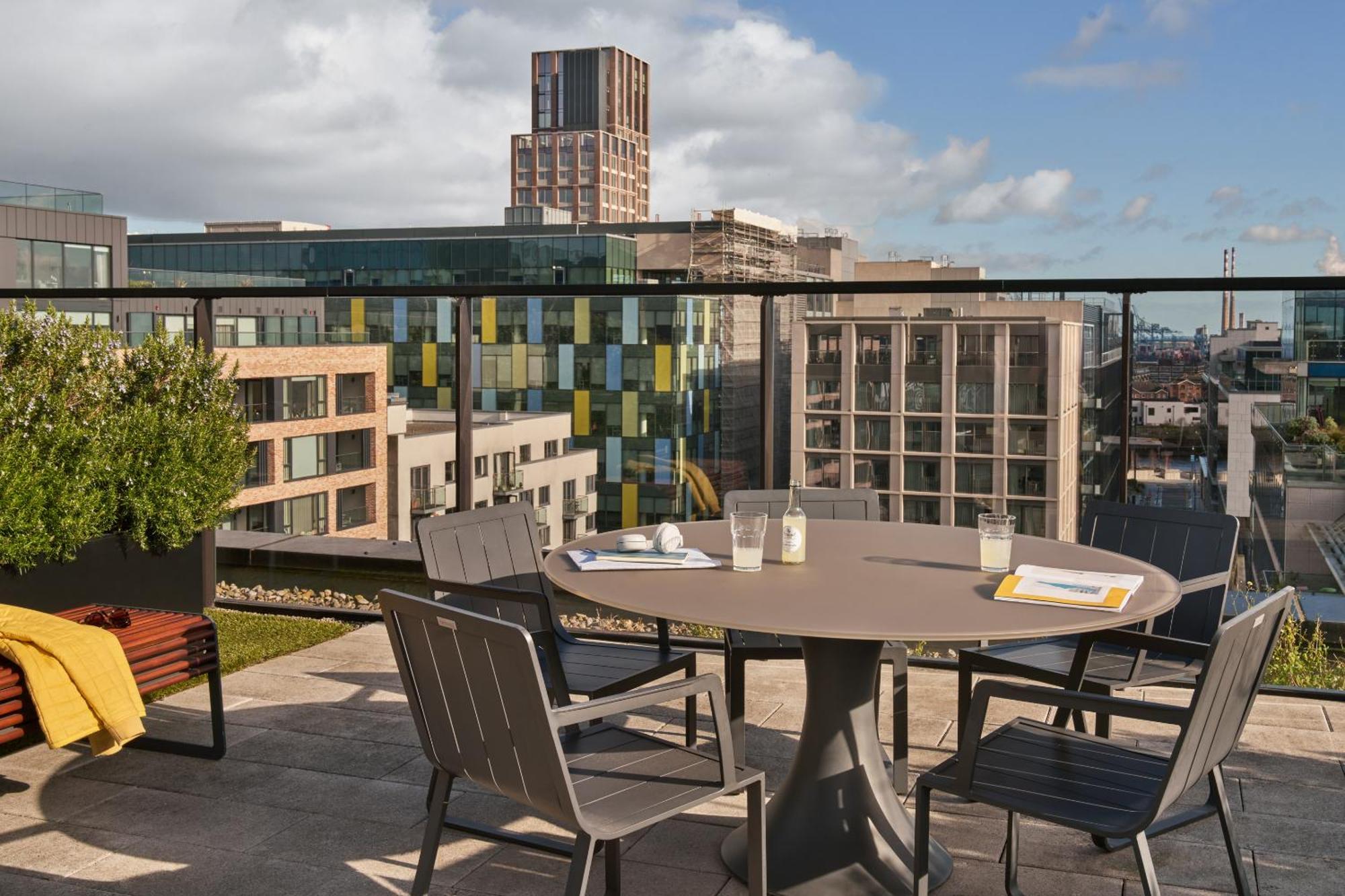 Britain Quay, Sonder Apartments By Marriott Bonvoy Dublin Buitenkant foto